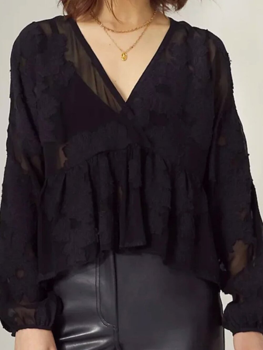 Wilfred Artizia - Sheer Peplum Floral Blouse - Black
